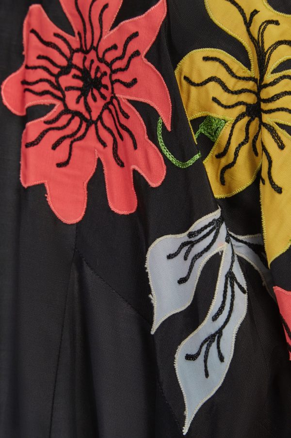 1940s Black Grosgrain Kimono Style Jacket For Sale