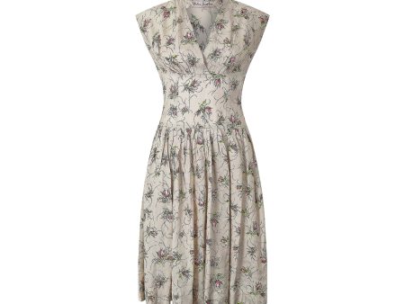 1950s Victor Josselyn Silk Floral Rose Spray Print Dress Online Hot Sale